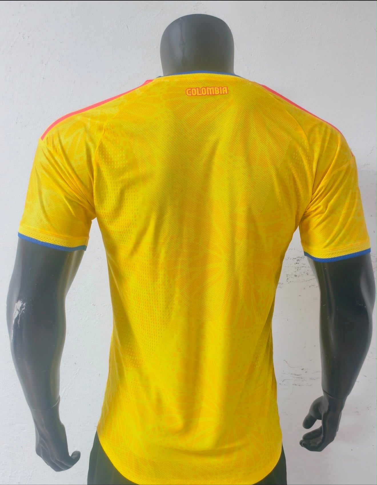 Camiseta de la seleccion Colombia  talla S a XL .